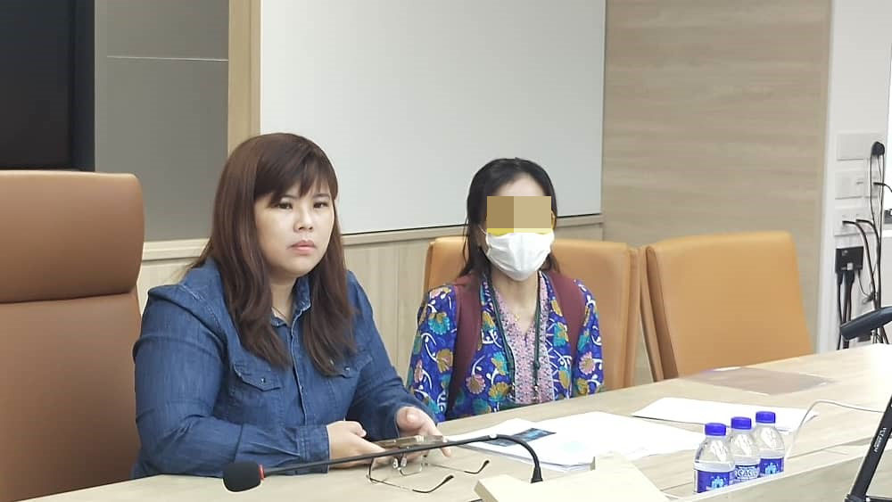 称遭网暴日接200性骚扰电话 女网红崩溃看心理医生